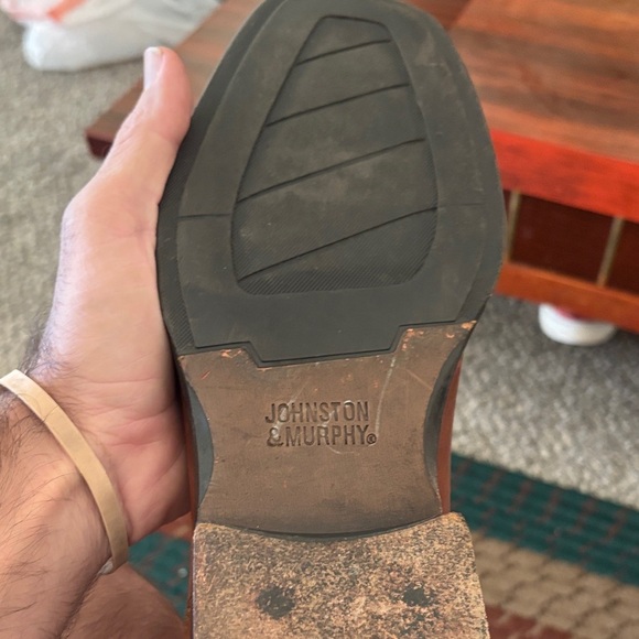 Johnston & Murphy Tan Leather Oxford Dress Shoes - Picture 10 of 11